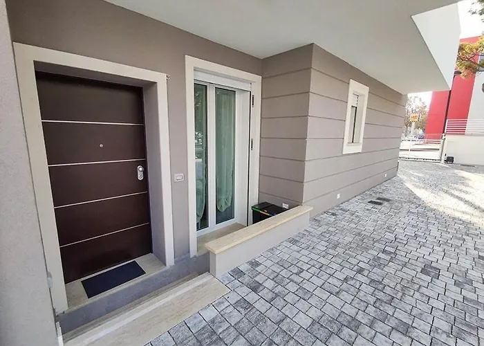 Apartamento Nuovissimo Bilocale Marianne Con Posto Auto *