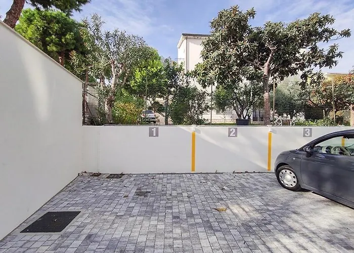 Apartamento Nuovissimo Bilocale Marianne Con Posto Auto *