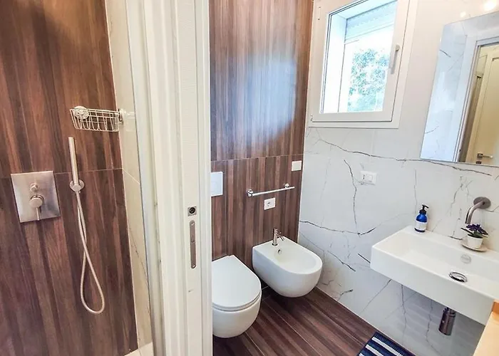 公寓 Nuovissimo Bilocale Marianne Con Posto Auto